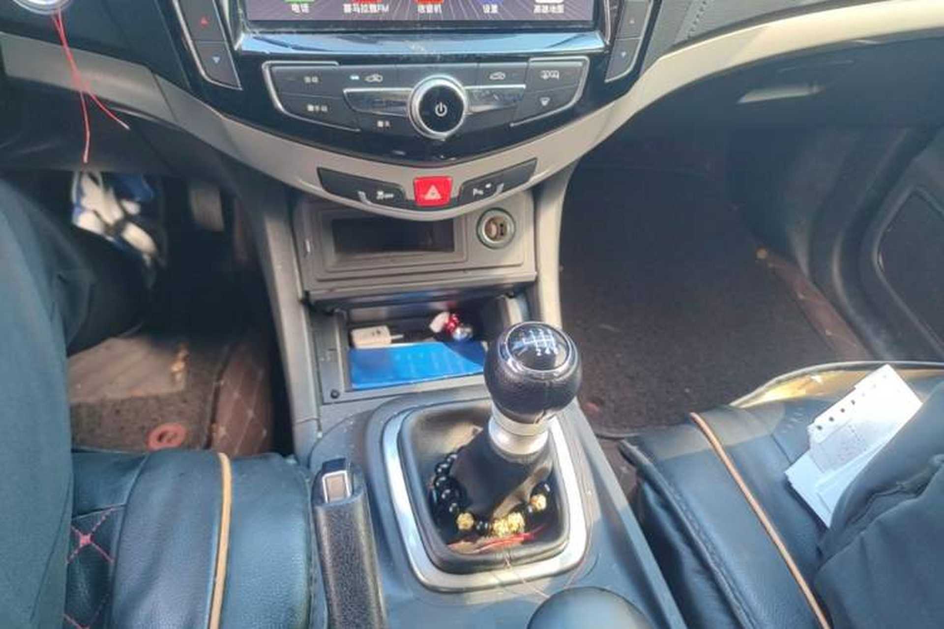 Used BYD S7 2017 1.5T Manual Luxury Model Gear Lever