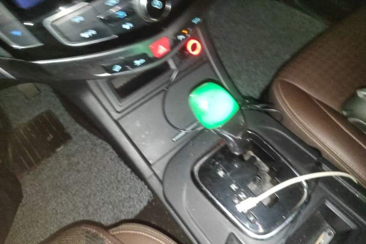 Used BYD S7 2017 2.0T Automatic Prestige Edition Gear Lever