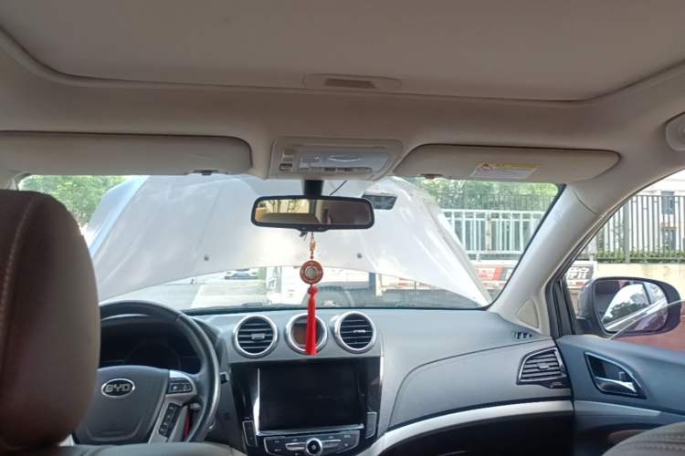 Used BYD S7 2017 1.5T Manual Luxury Model Headliner