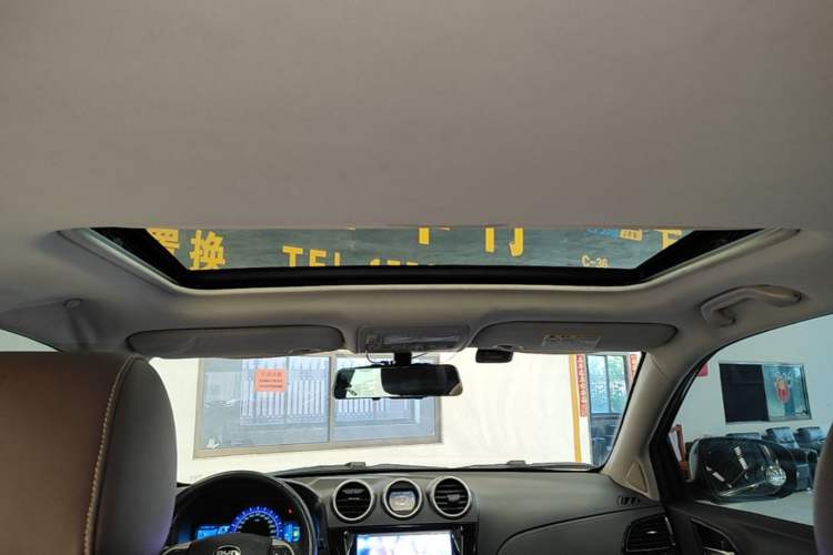 Used BYD S7 2017 1.5T Manual Luxury Model Headliner