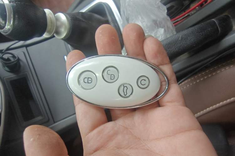 Used BYD S7 2017 1.5T Manual Luxury Model Interior 1