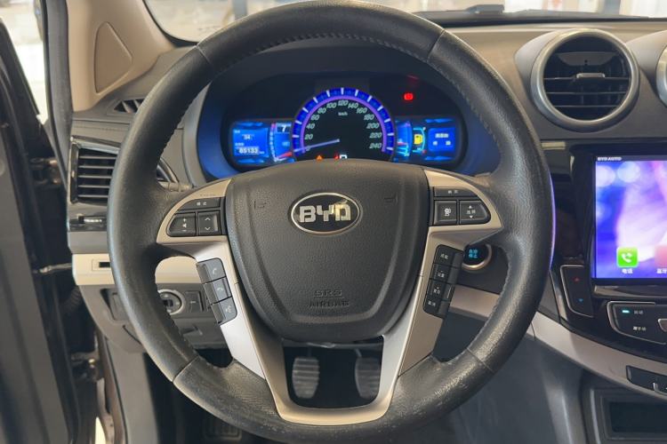 Used BYD S7 2017 1.5T Manual Luxury Model Interior 1
