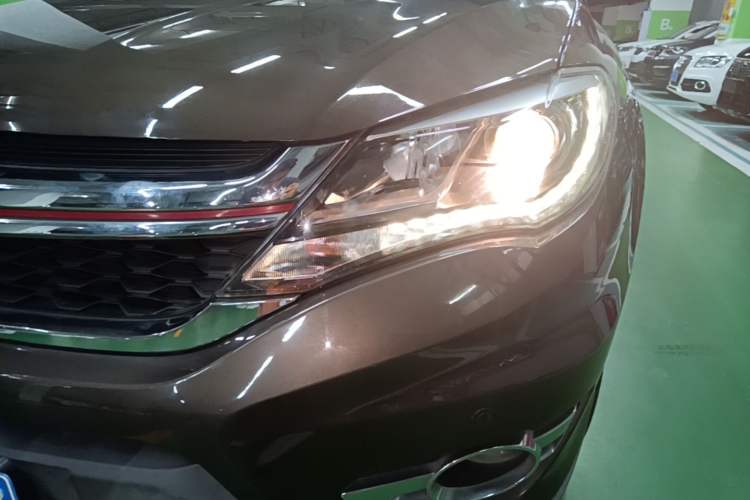 Used BYD S7 2017 2.0T Automatic Prestige Edition Left Front Headlight