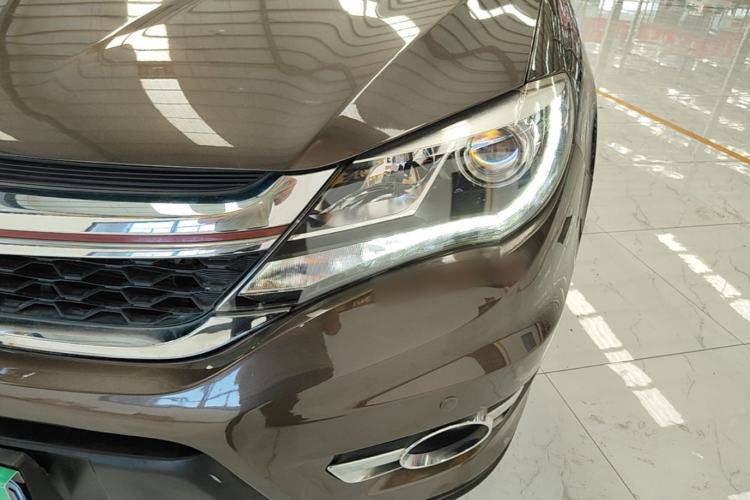 Used BYD S7 2017 1.5T Manual Luxury Model Left Front Headlight
