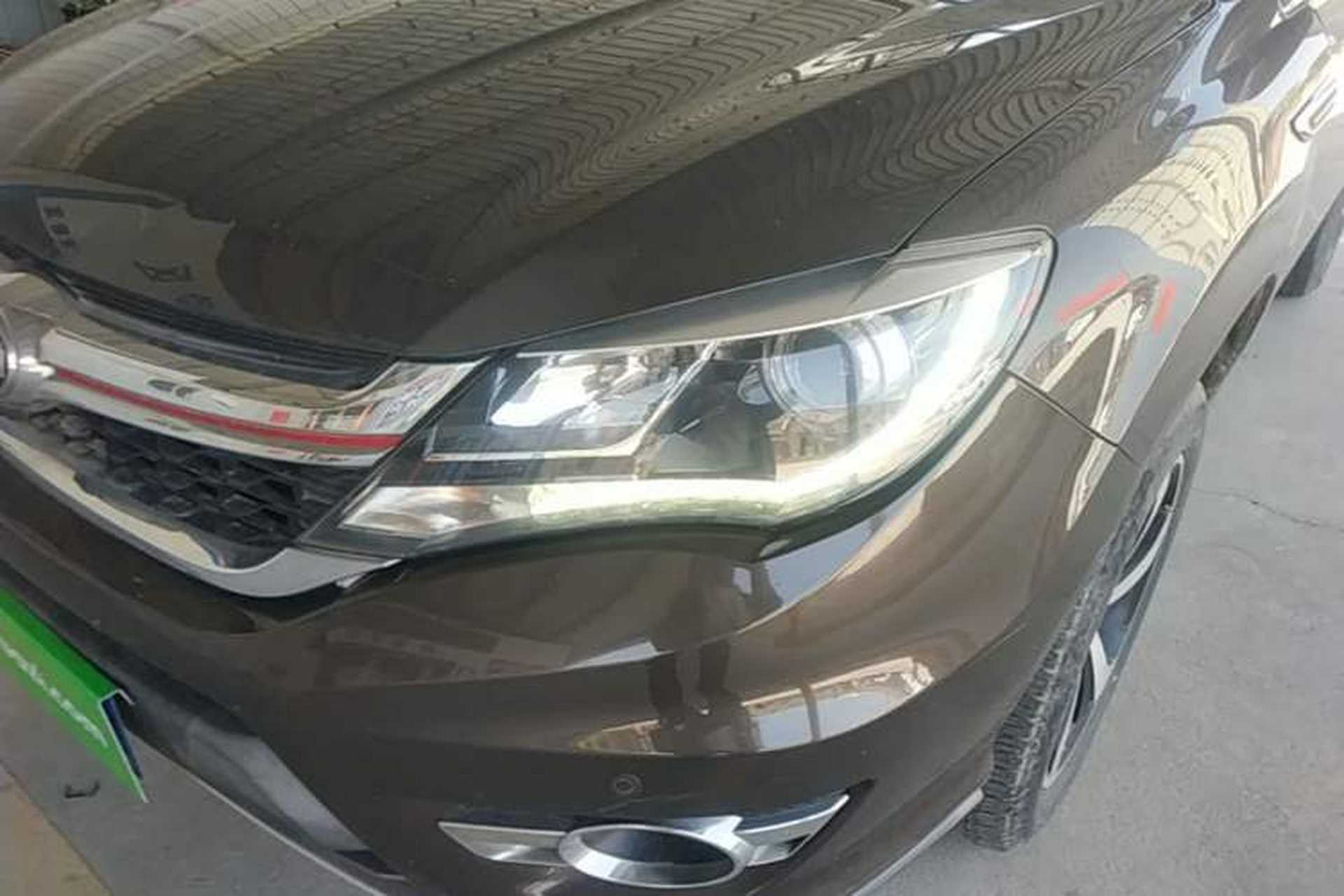 Used BYD S7 2017 2.0T Automatic Luxury Model Left Front Headlight