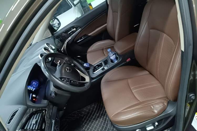 Used BYD S7 2017 2.0T Automatic Prestige Edition Left Front Seat