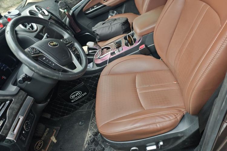 Used BYD S7 2017 2.0T Automatic Prestige Edition Left Front Seat