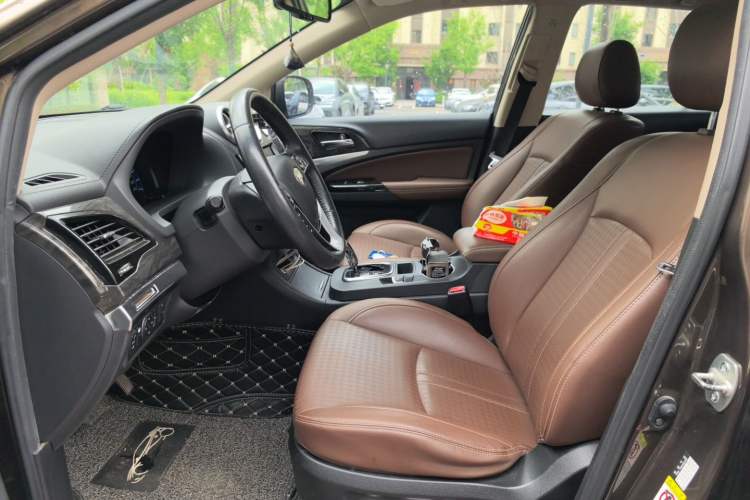 Used BYD S7 2017 2.0T Automatic Prestige Edition Left Front Seat