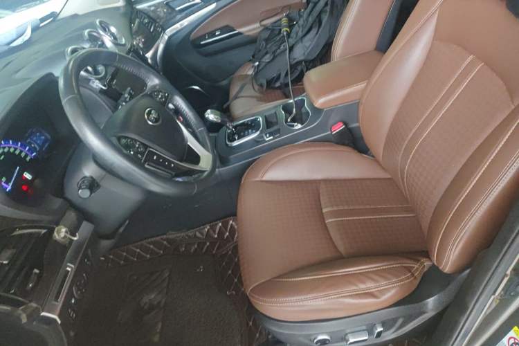 Used BYD S7 2017 2.0T Automatic Prestige Edition Left Front Seat