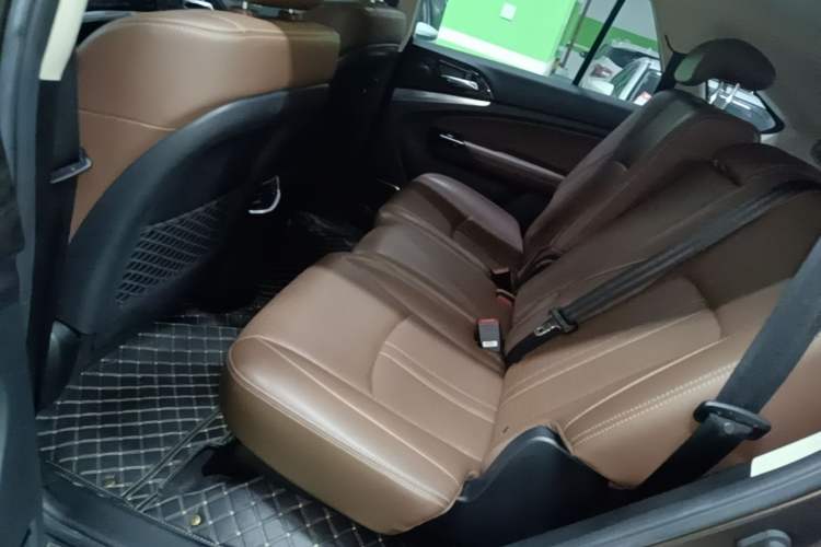 Used BYD S7 2017 2.0T Automatic Prestige Edition Left Rear Seat