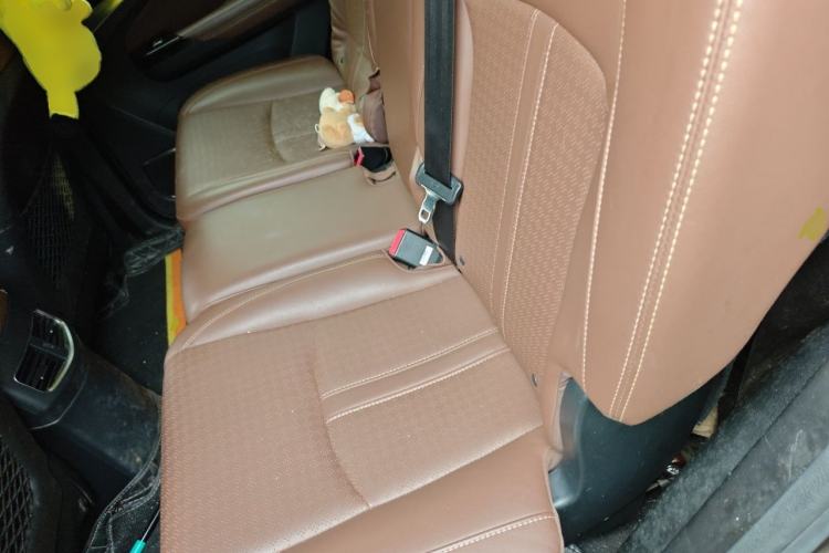 Used BYD S7 2017 2.0T Automatic Prestige Edition Left Rear Seat