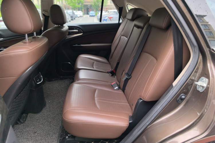 Used BYD S7 2017 2.0T Automatic Prestige Edition Left Rear Seat