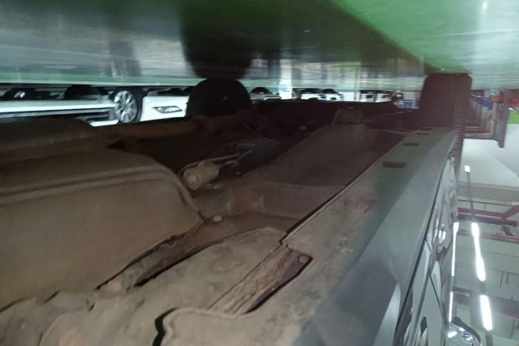 Used BYD S7 2017 2.0T Automatic Prestige Edition Left Side Sill