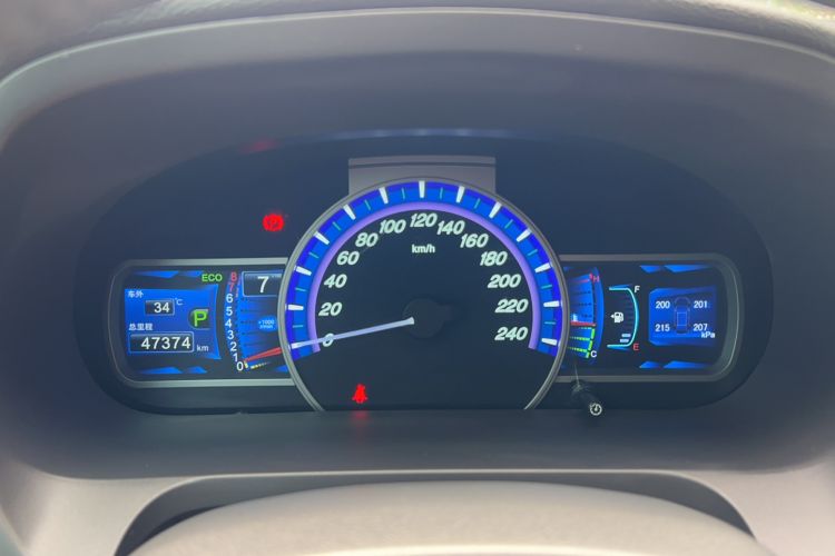 Used BYD S7 2017 2.0T Automatic Prestige Edition Odometer Close Up