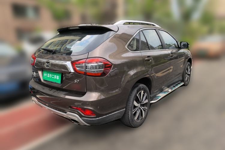Used BYD S7 2017 2.0T Automatic Prestige Edition Rear Right 45 Deg