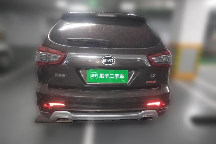 Used BYD S7 2017 2.0T Automatic Prestige Edition Rear