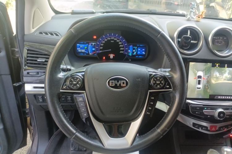Used BYD S7 2017 2.0T Automatic Prestige Edition Steering Wheel