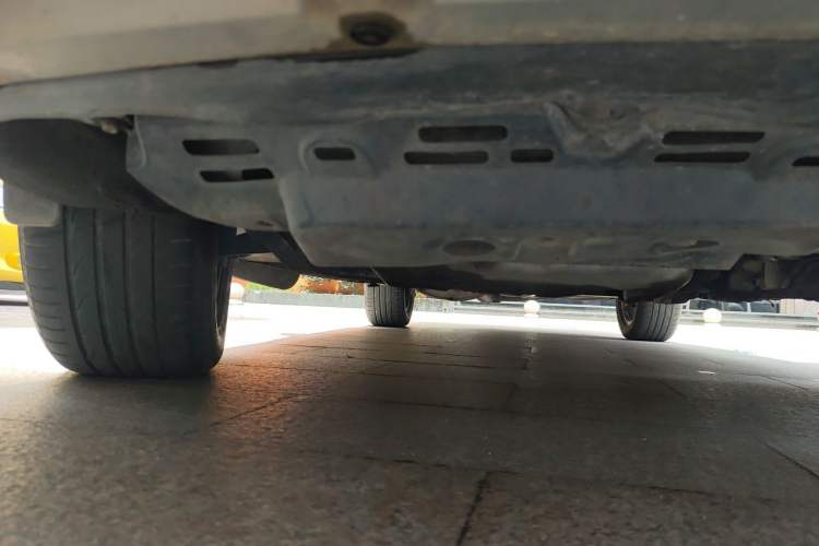 Used BYD S7 2017 2.0T Automatic Prestige Edition Chassis Rear Right