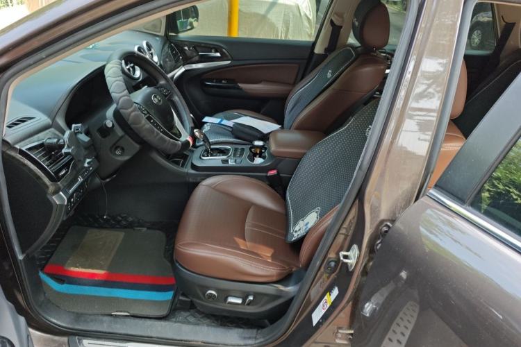 Used BYD S7 2017 2.0T Automatic Prestige Edition Driver Seat