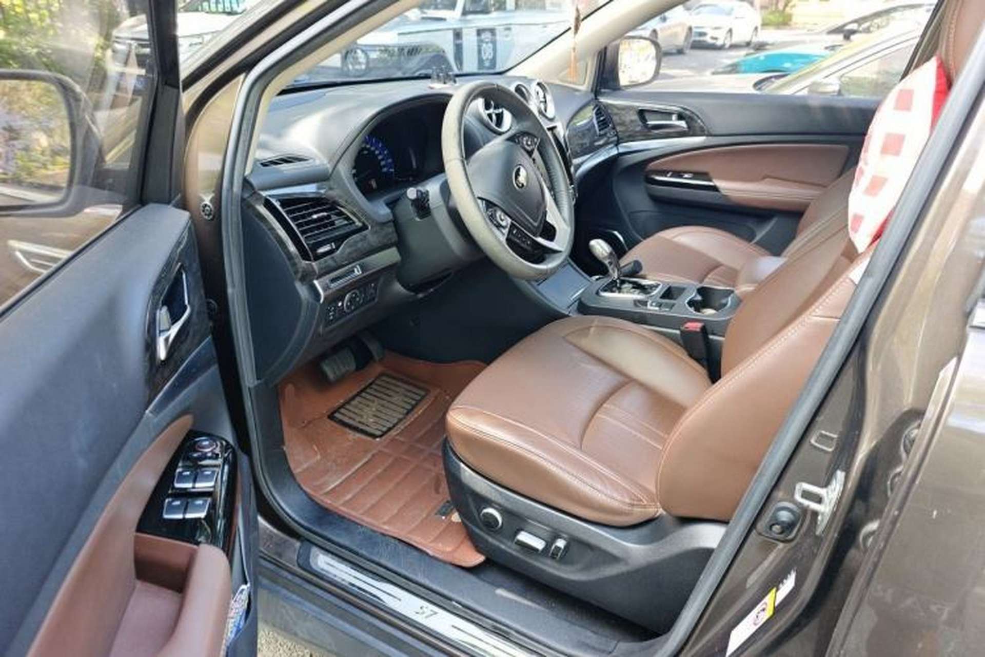 Used BYD S7 2017 2.0T Automatic Prestige Edition Driver Seat