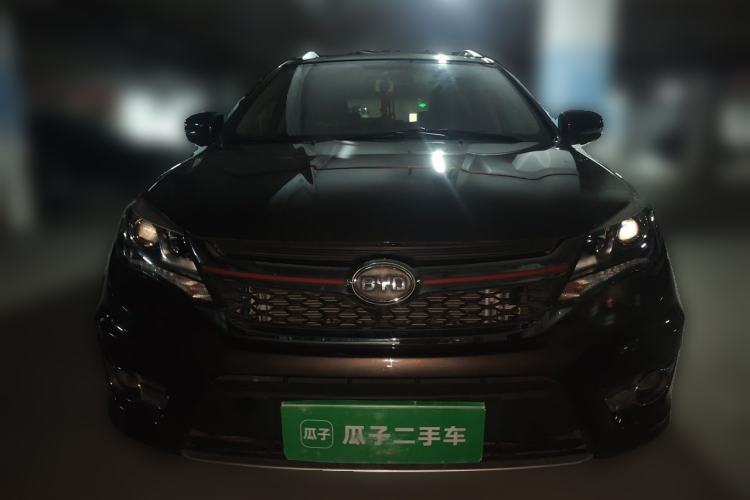 Used BYD S7 2017 2.0T Automatic Prestige Edition Front