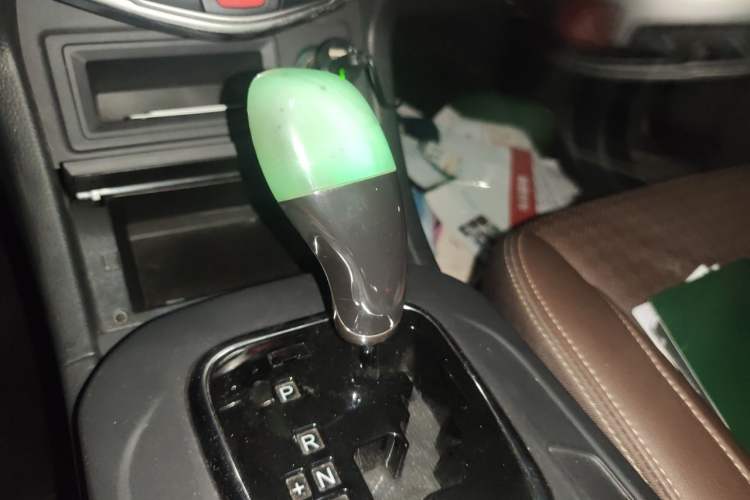 Used BYD S7 2017 2.0T Automatic Prestige Edition Gear Lever