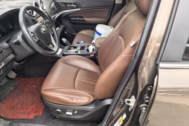 Used BYD S7 2017 2.0T Automatic Prestige Edition Left Front Seat