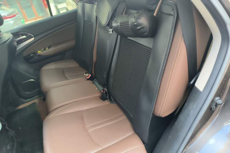 Used BYD S7 2017 2.0T Automatic Prestige Edition Left Rear Seat