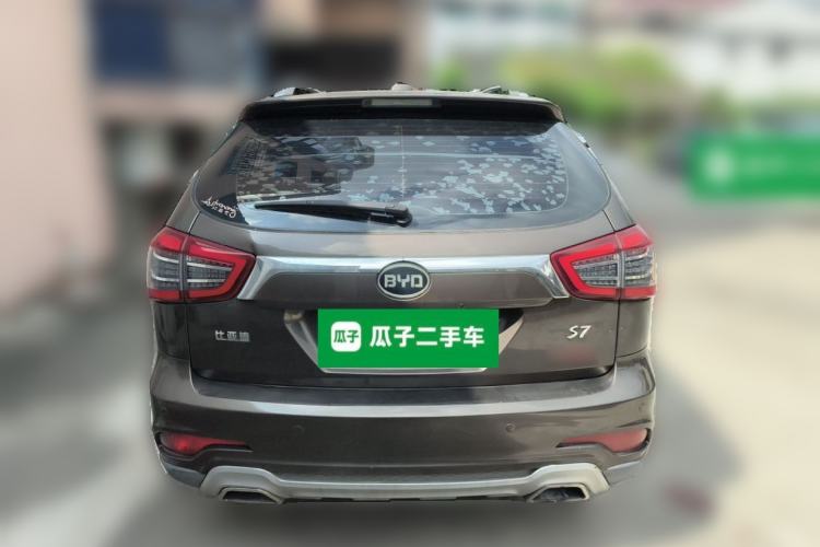Used BYD S7 2017 2.0T Automatic Prestige Edition Rear