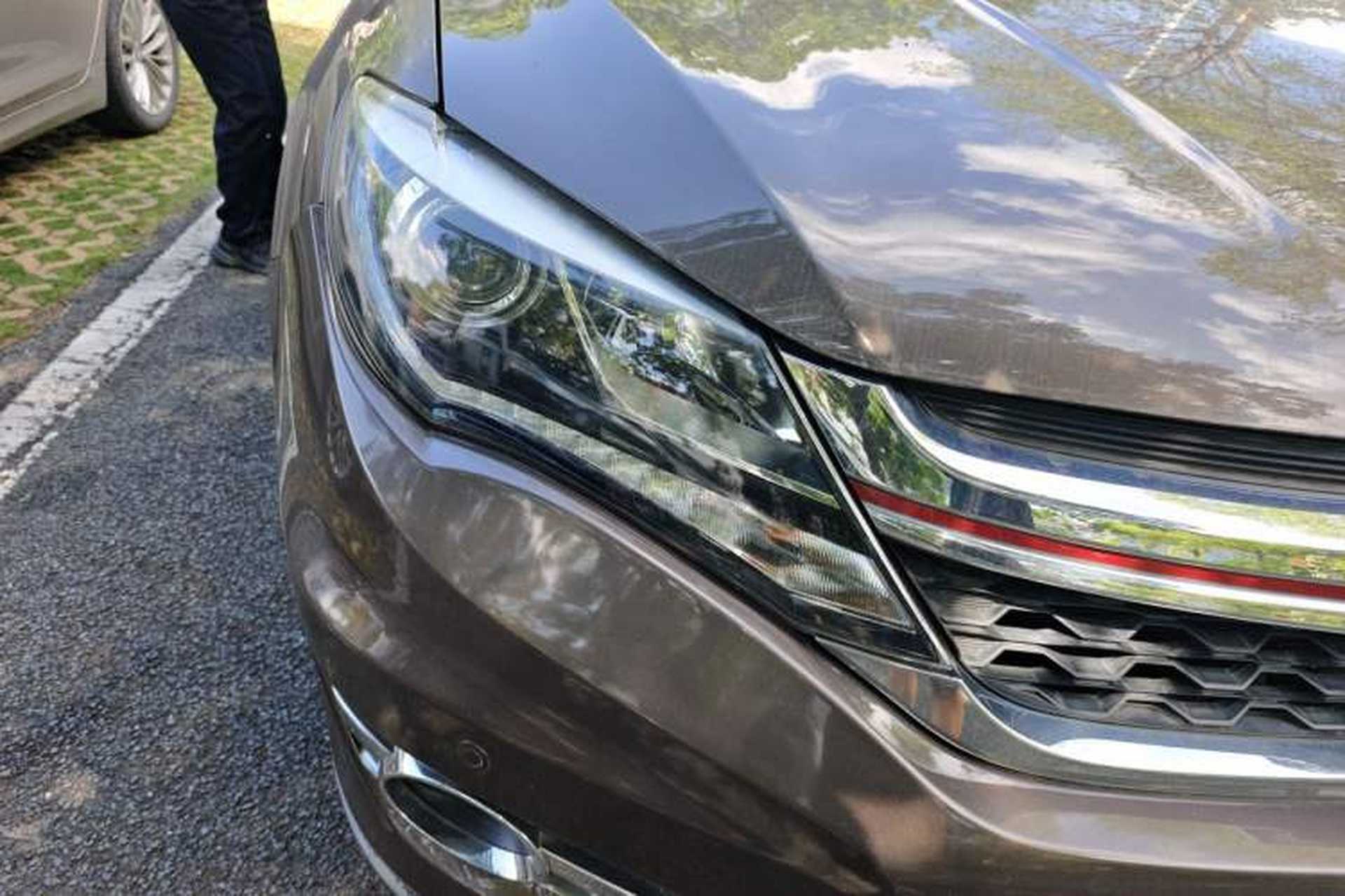 Used BYD S7 2017 2.0T Automatic Prestige Edition Right Front Headlight