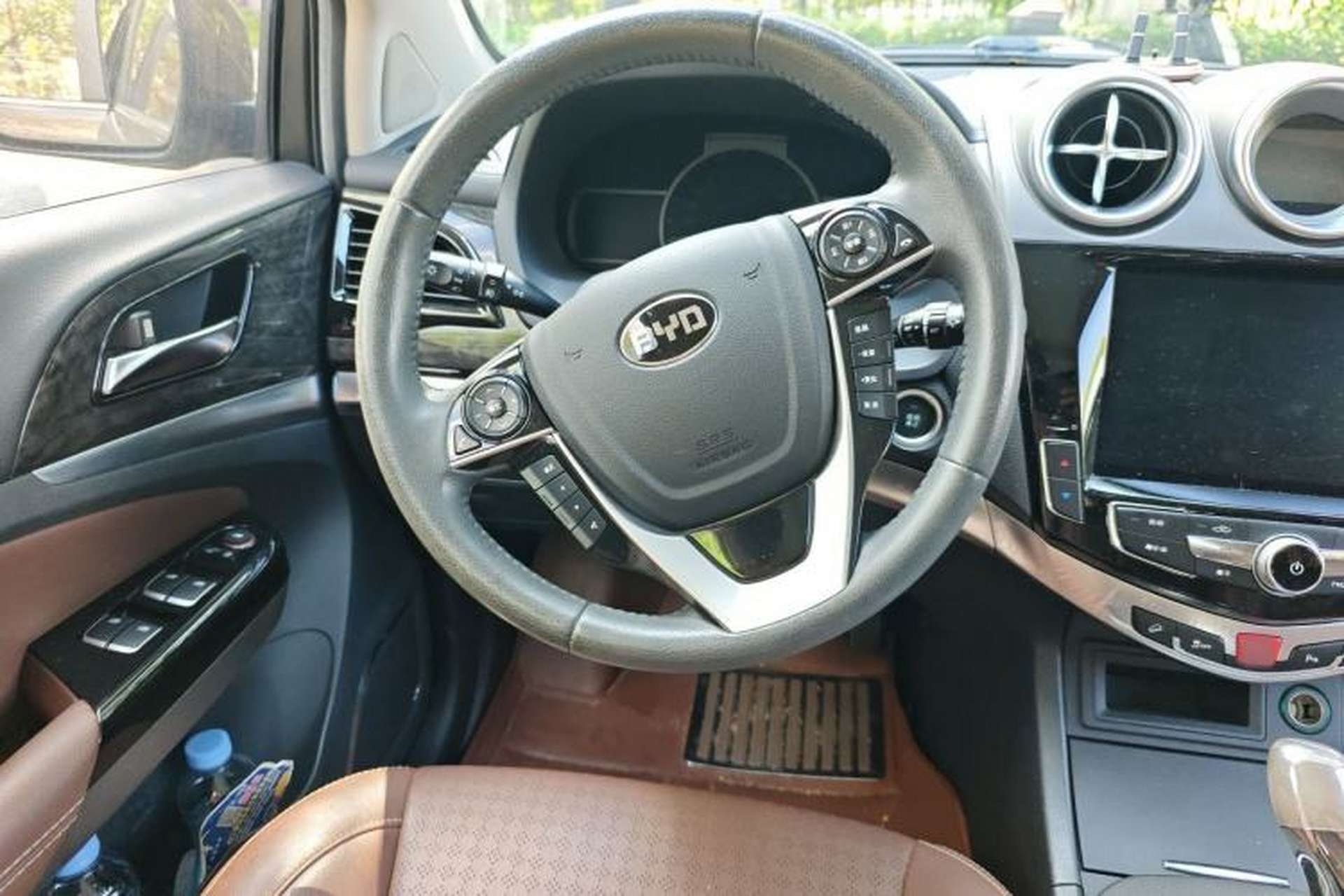 Used BYD S7 2017 2.0T Automatic Prestige Edition Steering Wheel