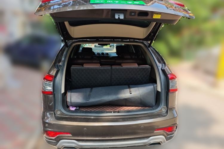 Used BYD S7 2017 2.0T Automatic Prestige Edition Trunk