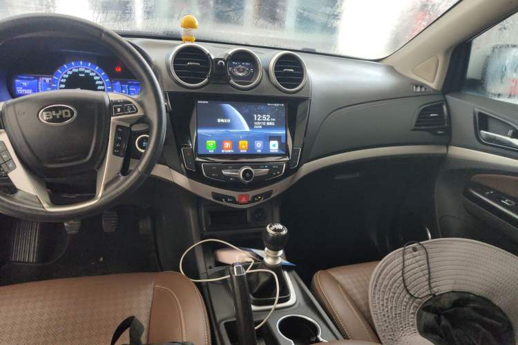 Used BYD S7 2017 1.5T Manual Luxury Model Audio And AC Panel