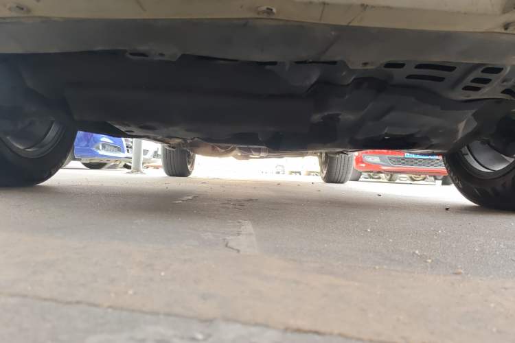 Used BYD S7 2017 2.0T Automatic Prestige Edition Chassis Front