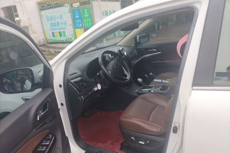 Used BYD S7 2017 2.0T Automatic Prestige Edition Driver Seat