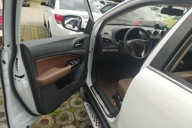 Used BYD S7 2017 1.5T Manual Luxury Model Driver Seat