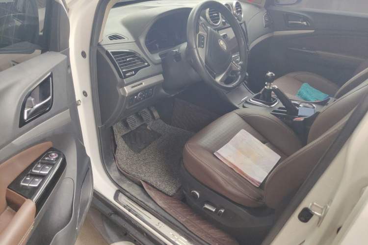 Used BYD S7 2017 1.5T Manual Luxury Model Driver Seat