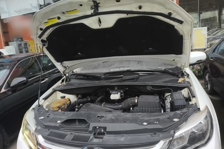 Used BYD S7 2017 2.0T Automatic Prestige Edition Engine Bay