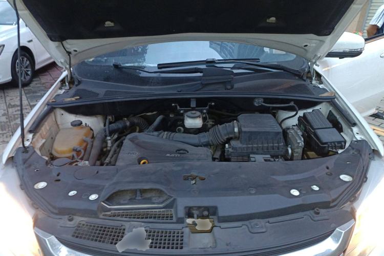 Used BYD S7 2017 2.0T Automatic Prestige Edition Engine Bay