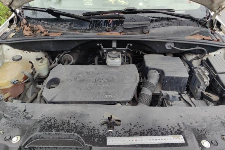Used BYD S7 2017 1.5T Manual Luxury Model Engine Bay