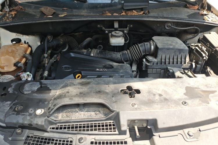 Used BYD S7 2017 2.0T Automatic Prestige Edition Engine Bay