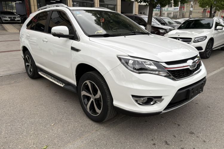 Used BYD S7 2017 2.0T Automatic Luxury Model Exterior 1
