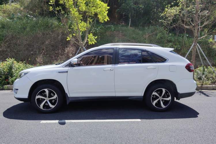 Used BYD S7 2017 2.0T Automatic Luxury Model Exterior 3