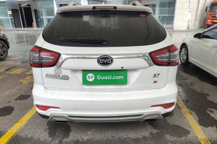 Used BYD S7 2017 1.5T Manual Luxury Model Exterior 4