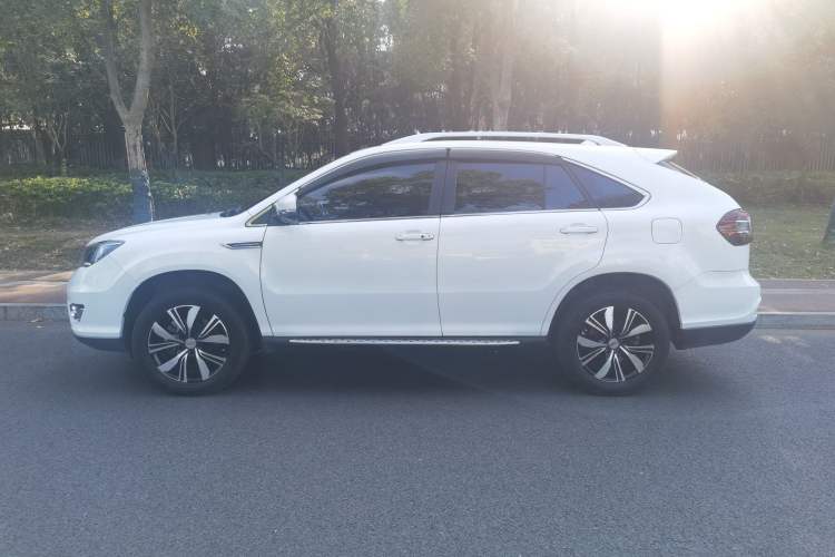 Used BYD S7 2017 2.0T Automatic Prestige Edition Exterior 7