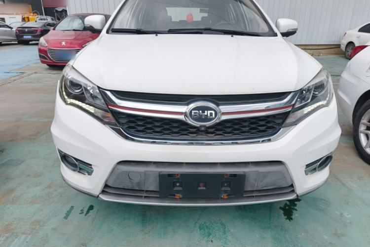 Used BYD S7 2017 2.0T Automatic Prestige Edition Front