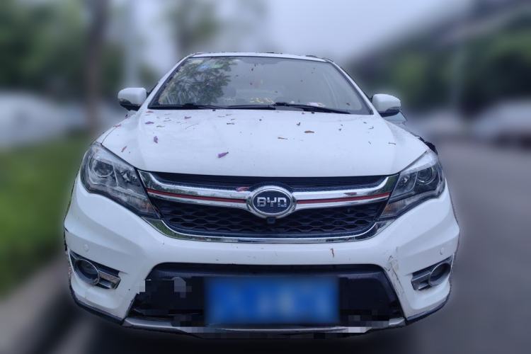Used BYD S7 2017 1.5T Manual Luxury Model Front