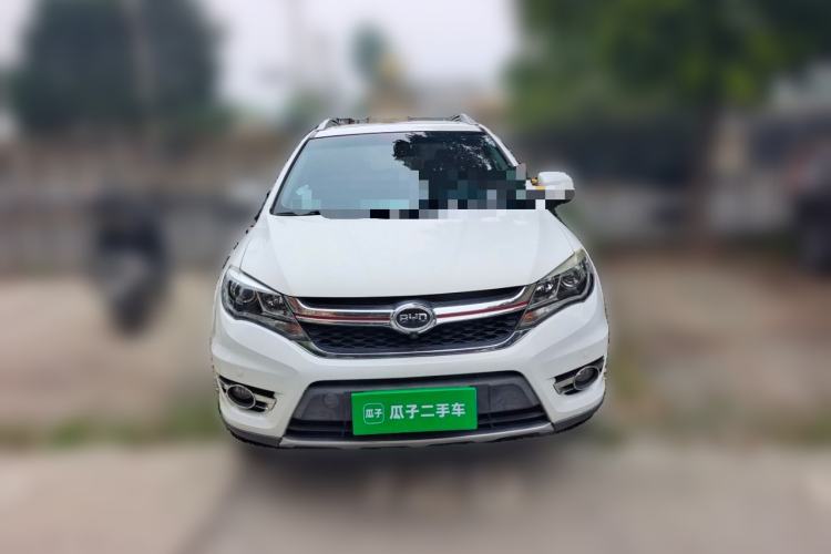 Used BYD S7 2017 2.0T Automatic Prestige Edition Front