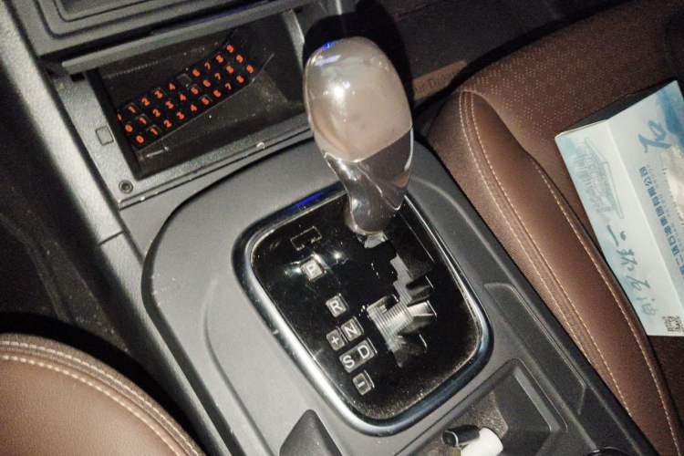 Used BYD S7 2017 2.0T Automatic Prestige Edition Gear Lever