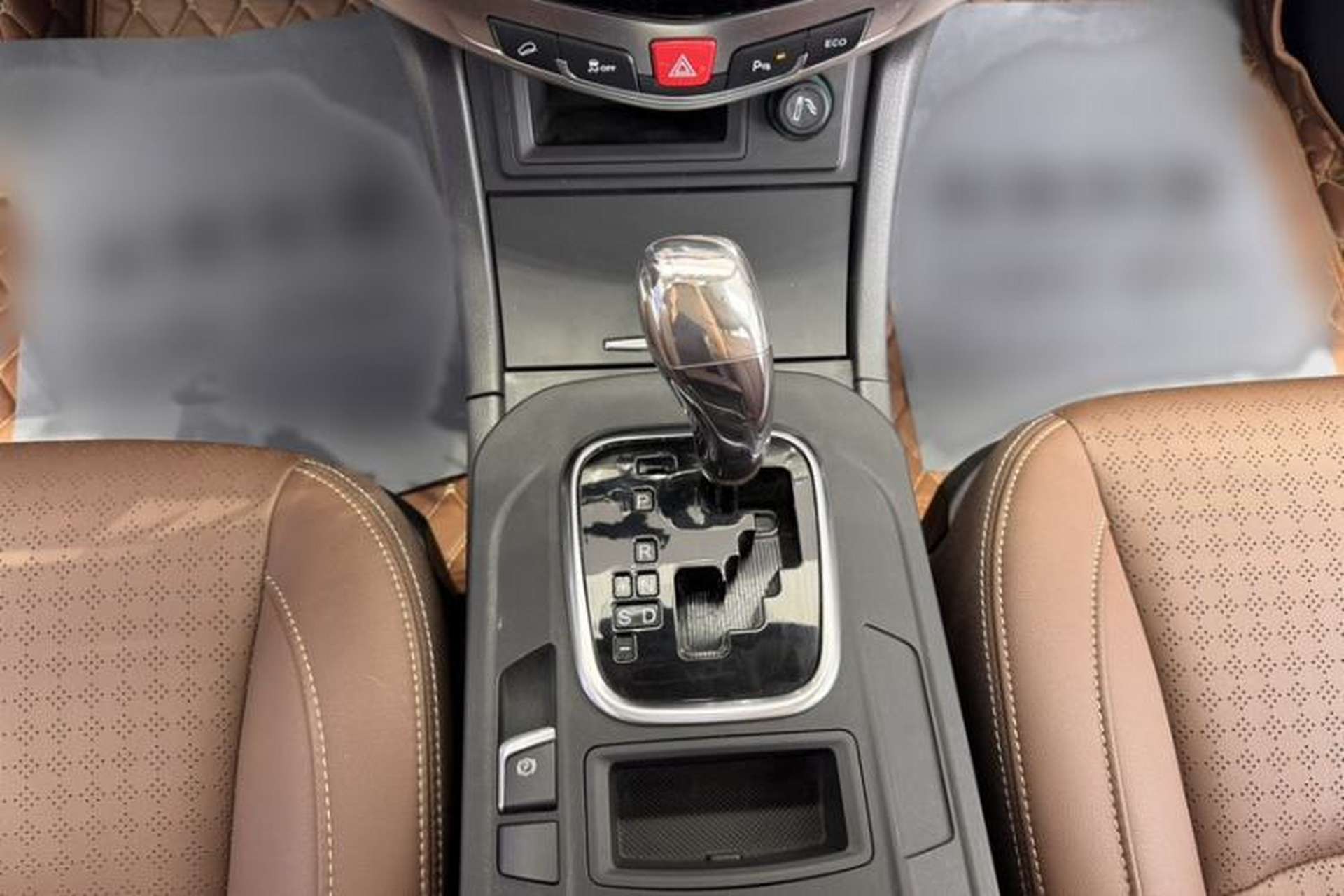 Used BYD S7 2017 2.0T Automatic Luxury Model Gear Lever